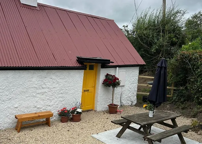 The Hollow, Fisherstown, County *