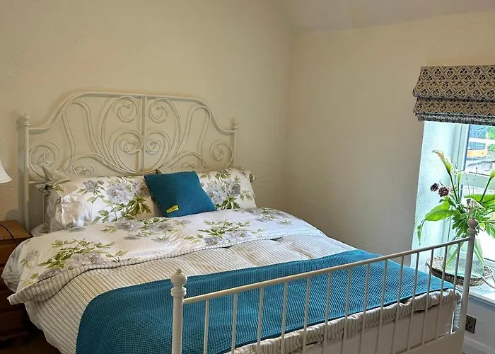 The Hollow, Fisherstown, County