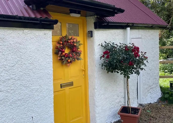 The Hollow, Fisherstown, County *